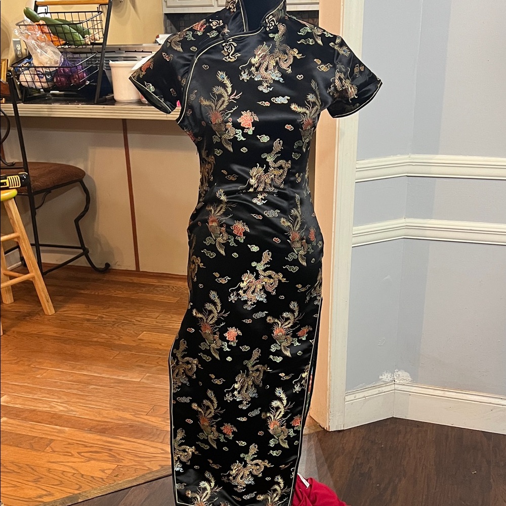 Elegant Black Floral Cheongsam Dress